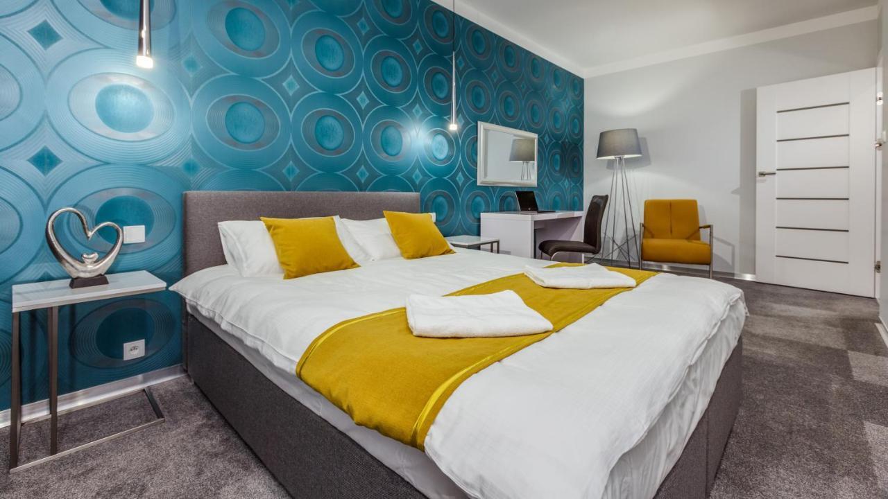 Apartamenty Homely Place Centrum - Stary Rynek - Parking พอซนาน ภายนอก รูปภาพ